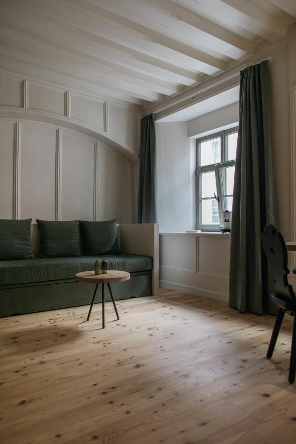 Ida - Historic Town Apartments ヴィピテーノ エクステリア 写真